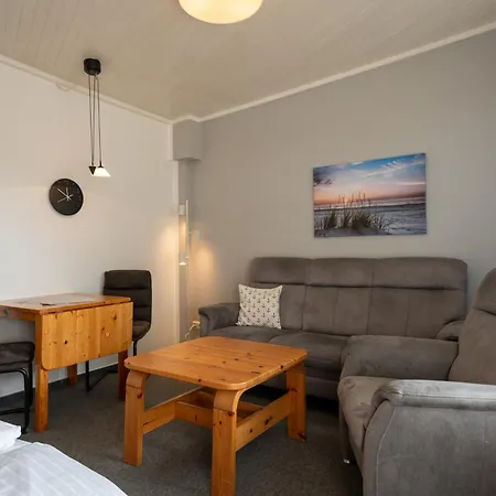 Haus Sonnenwinkel 8 *